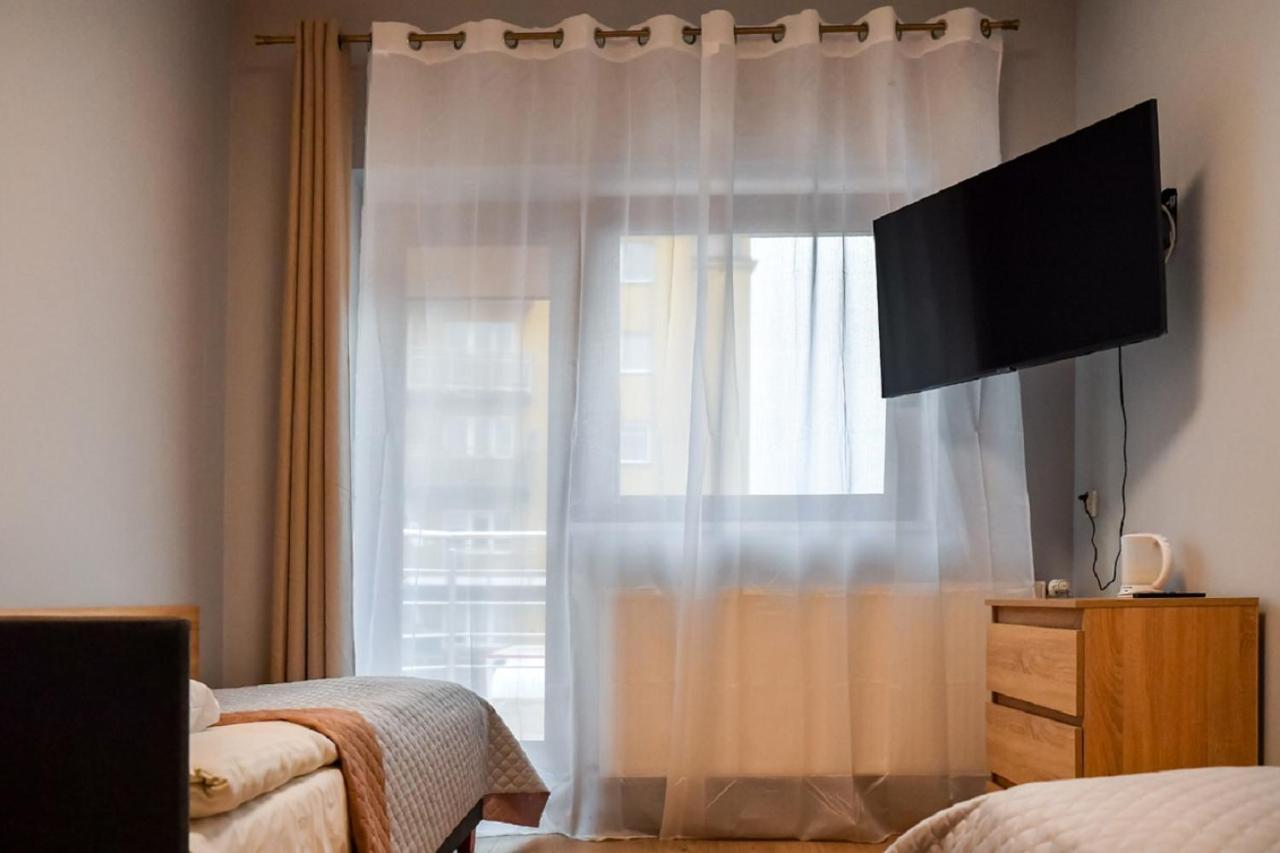 Bed and Breakfast Fotex Ząbki Esterno foto
