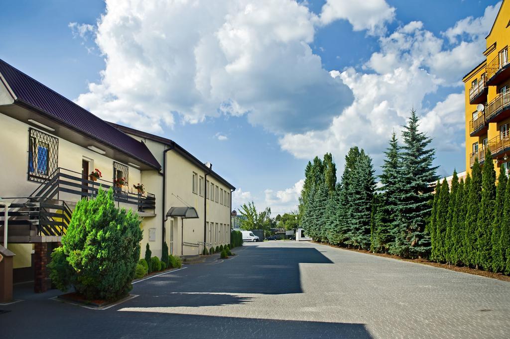 Bed and Breakfast Fotex Ząbki Esterno foto
